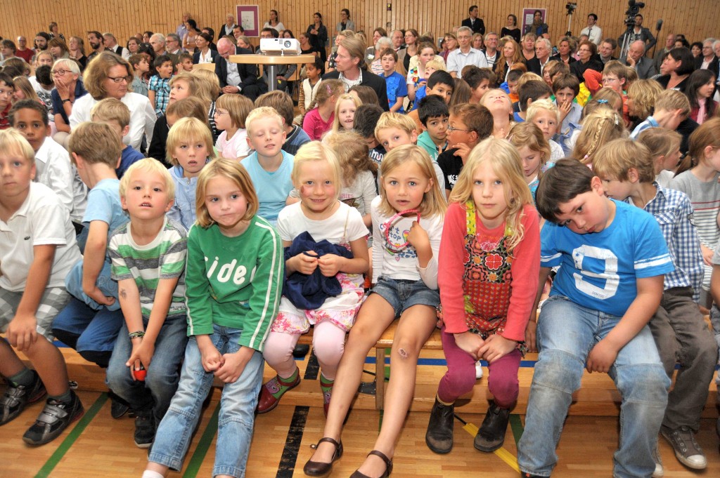 31.08.2012, Festakt zur Umbenennung der ehemaligen Schule Othmarscher Kirchenweg in " Loki Schmidt Schule "